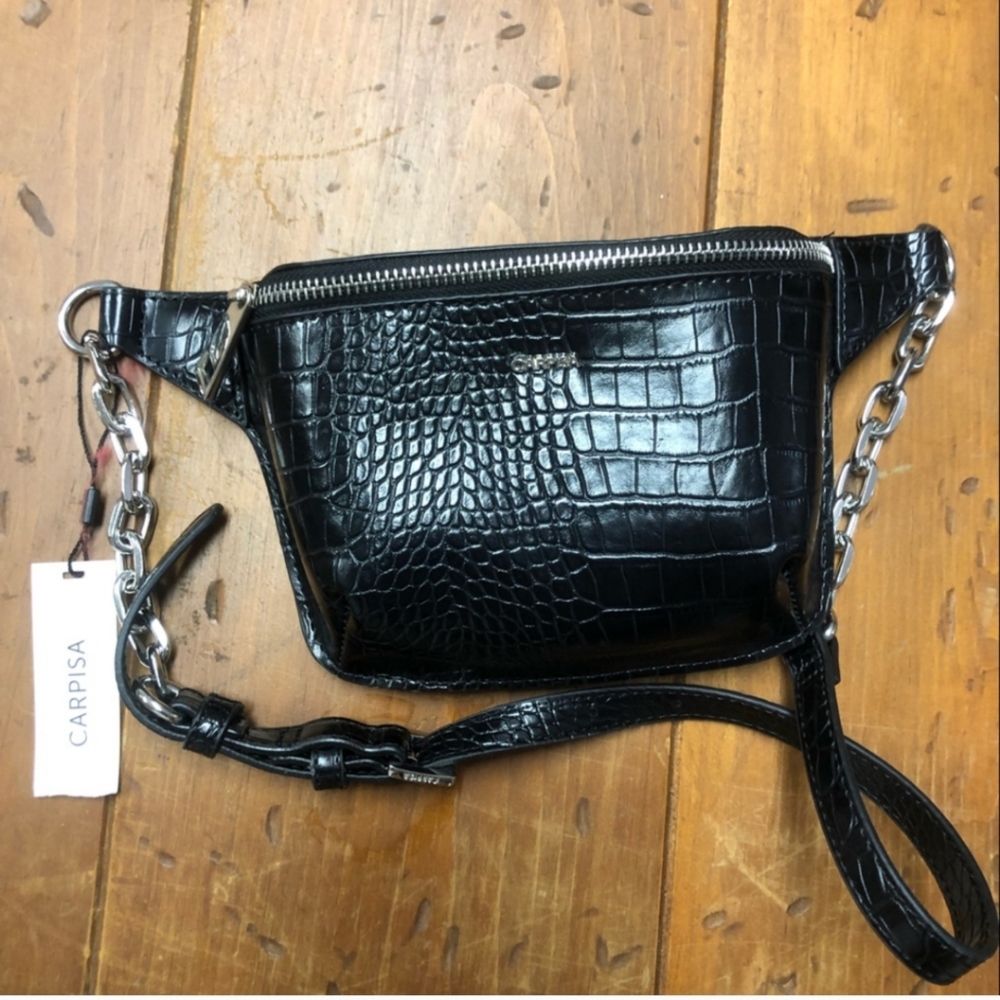 Black waist or shoulder bag